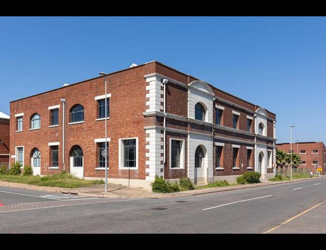 1,508M² OFFICE TO LET IN POINT WATERFRONT